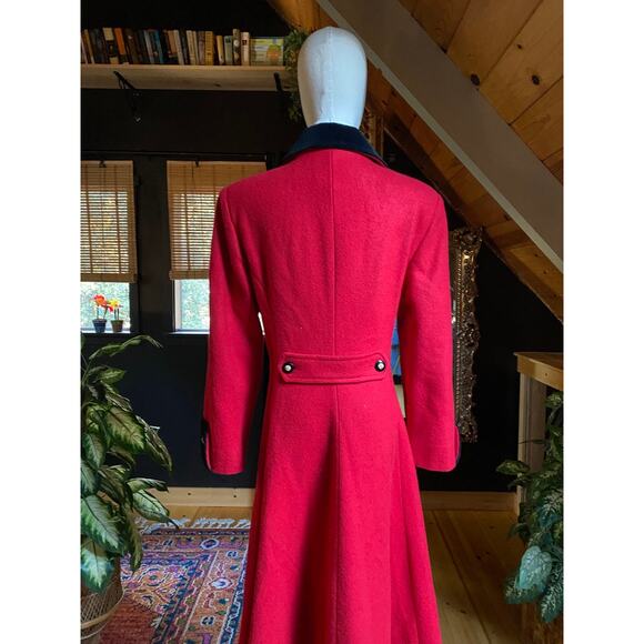 Vintage Red Wool Coat - Picture 6 of 11